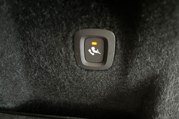 Volvo XC60 27 of 30