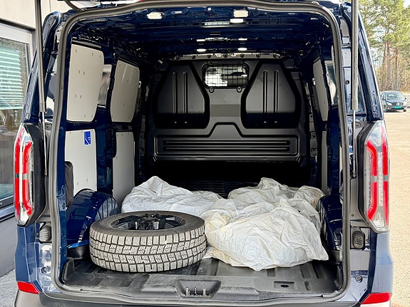Ford Transit Custom 7 of 7