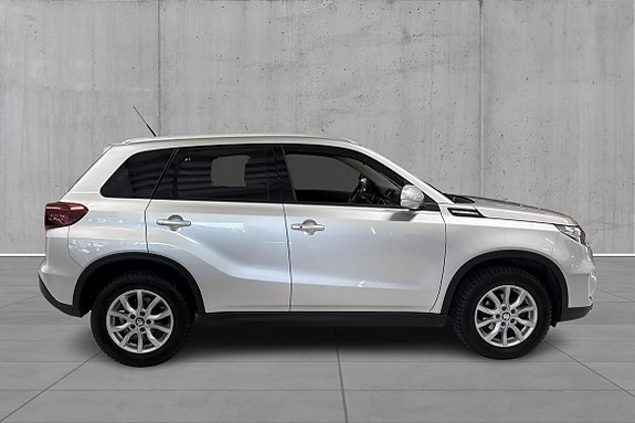 Suzuki Vitara 4 of 5