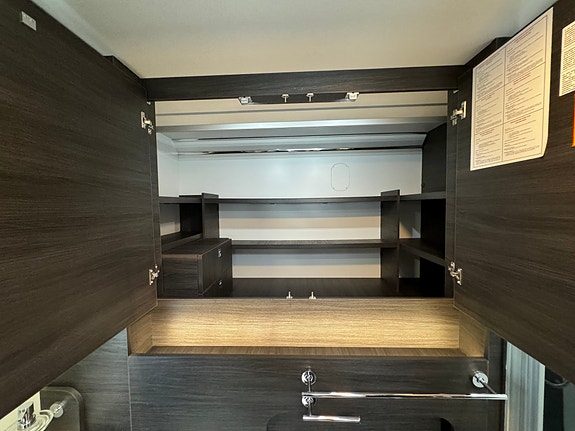 Benimar Mileo 287 | Solcelle | Webasto | 9-trinns automat 17 of 27