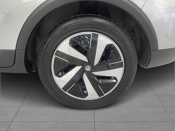 MG ZS EV 9 of 17