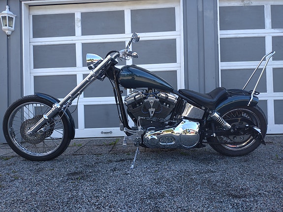 Harley-Davidson FLH 621 2 of 5