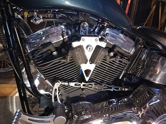 Harley-Davidson FLH 621 15 of 23