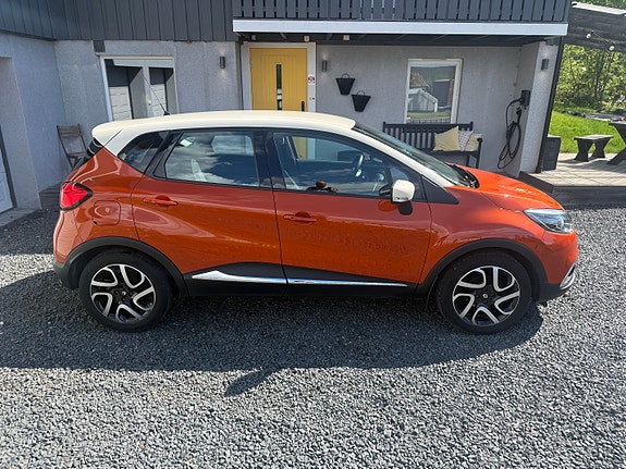 Renault Captur 5 of 5