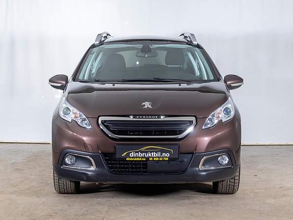 Peugeot 2008 2 of 5
