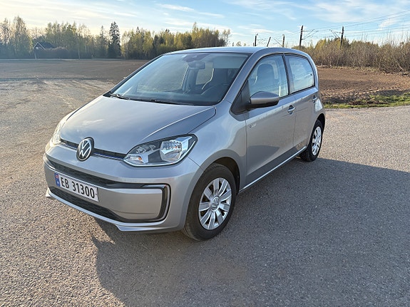 Volkswagen e-Up! 3 of 5