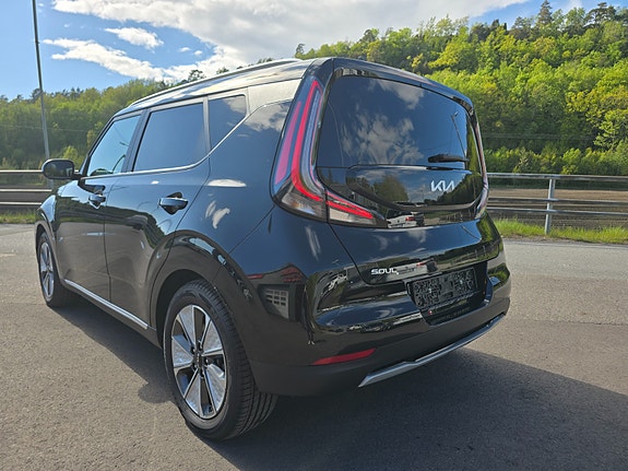 Kia e-Soul 9 of 30