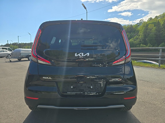Kia e-Soul 11 of 30