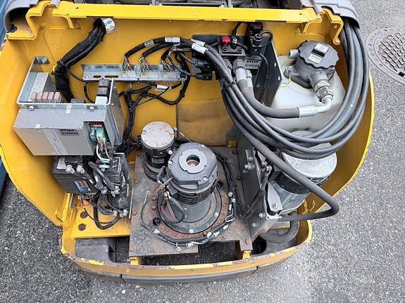 Atlet OPH Plukktruck / lift 4 of 15