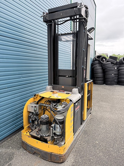 Atlet OPH Plukktruck / lift 2 of 15