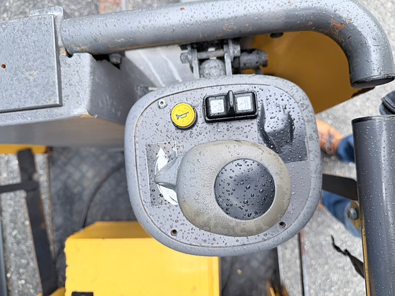 Atlet OPH Plukktruck / lift 6 of 15
