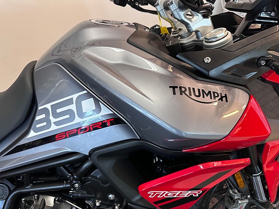 Triumph Tiger 850 Sport 24 of 30