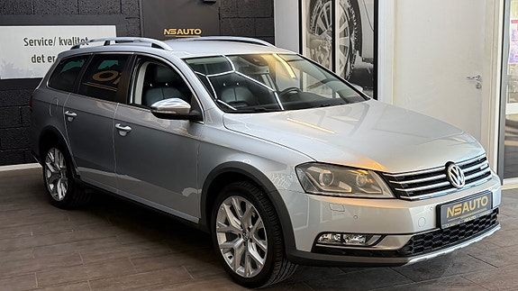 Volkswagen Passat Alltrack 3 of 5