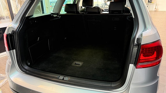 Volkswagen Passat Alltrack 20 of 30