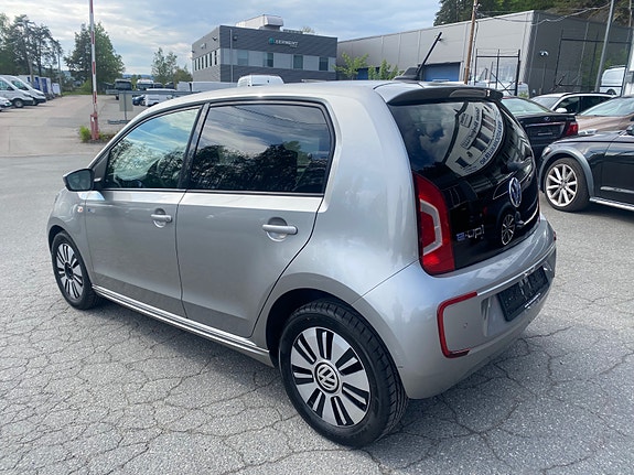Volkswagen UP! 13 of 30