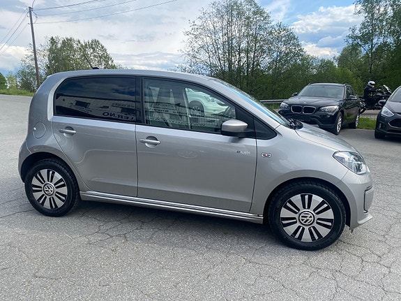 Volkswagen UP! 8 of 30