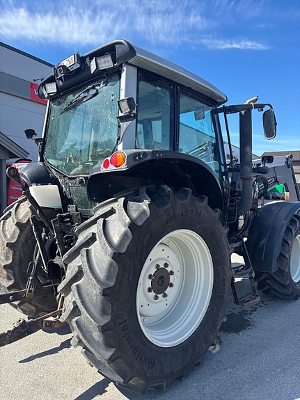 Valtra N92 2011, kr 429 000,-