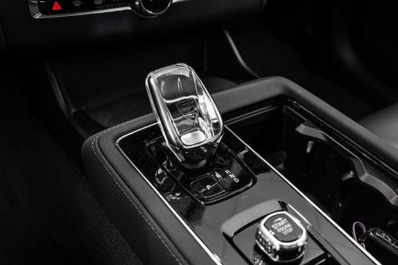 Volvo XC90 19 of 30
