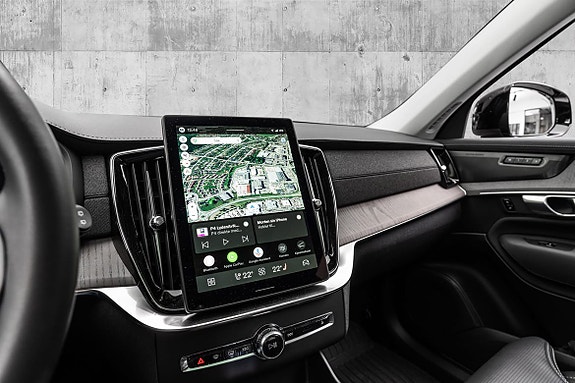 Volvo XC90 20 of 30