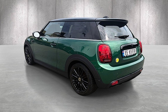 MINI Cooper SE 5 of 5