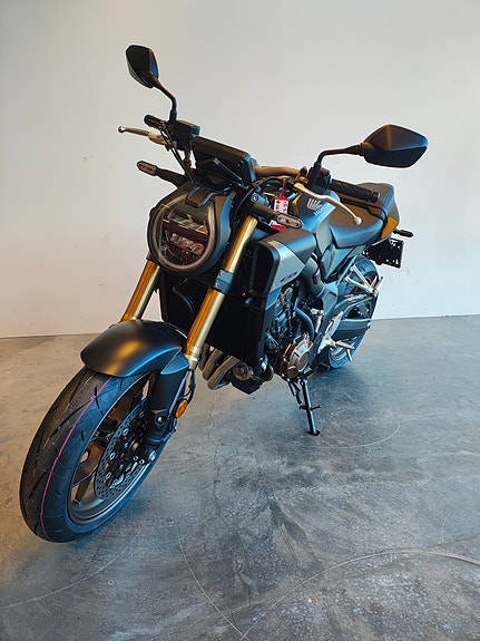 Honda CB650R MED E-Clutch! ** SPAR HELE 13.000 KR PÅ OVERLIGGER!! ** 5 of 5