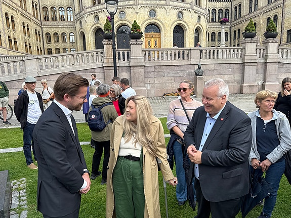 Demonstrasjon utenfor Stortinget