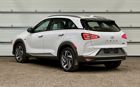 Hyundai Nexo 4 of 22