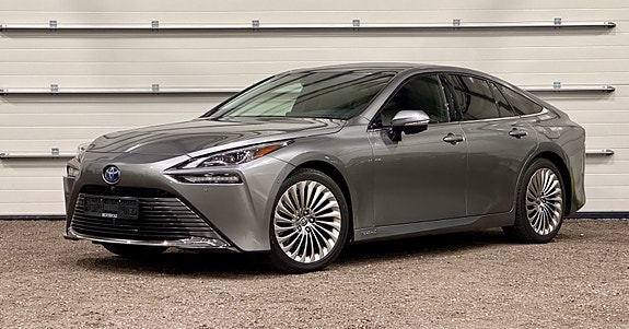 Toyota Mirai 7 of 25