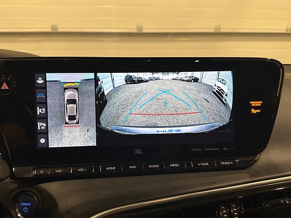 Toyota Mirai 24 of 25