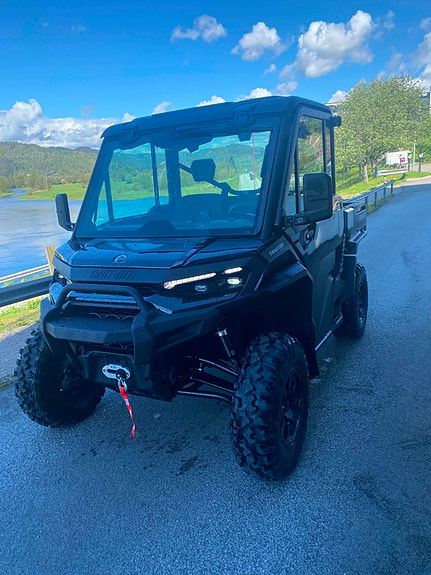 Can-Am Traxter HD11 2 of 5