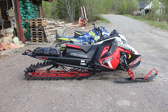 Polaris 850 RMK Khaos Slash 7 of 16