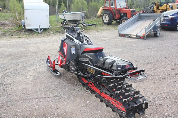 Polaris 850 RMK Khaos Slash 3 of 16