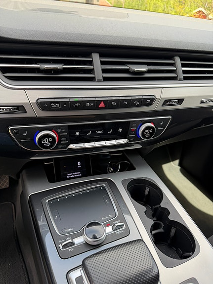 Audi Q7 19 of 30