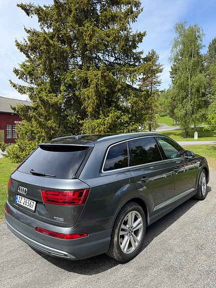 Audi Q7 5 of 5