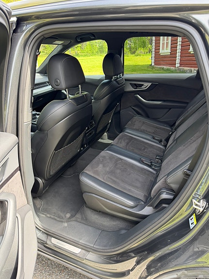 Audi Q7 10 of 30