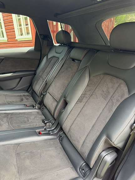 Audi Q7 26 of 30