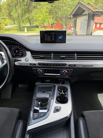 Audi Q7 16 of 30