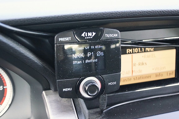 Mercedes-Benz GLK 28 of 30