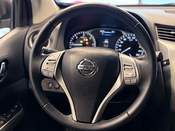 Nissan Navara 20 of 30