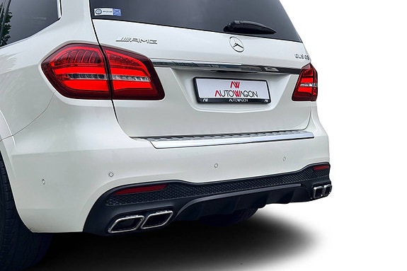 Mercedes-Benz GLS63 12 of 30