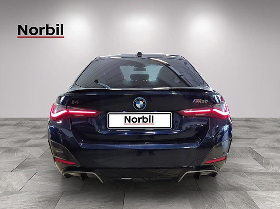 BMW i4 4 of 5