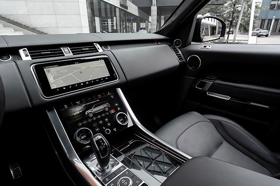 Land Rover Range Rover Sport 30 of 30