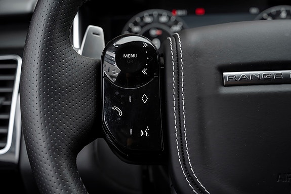 Land Rover Range Rover Sport 26 of 30