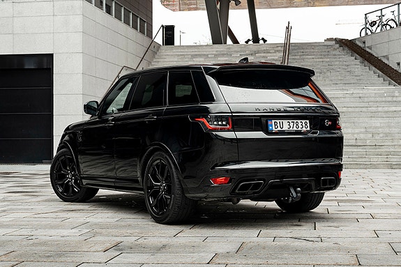 Land Rover Range Rover Sport 14 of 30