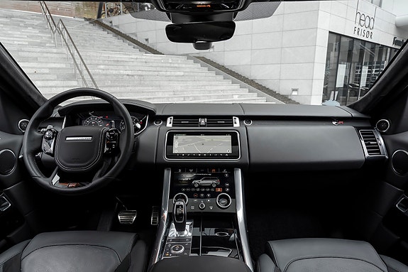 Land Rover Range Rover Sport 20 of 30