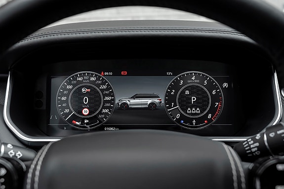 Land Rover Range Rover Sport 29 of 30