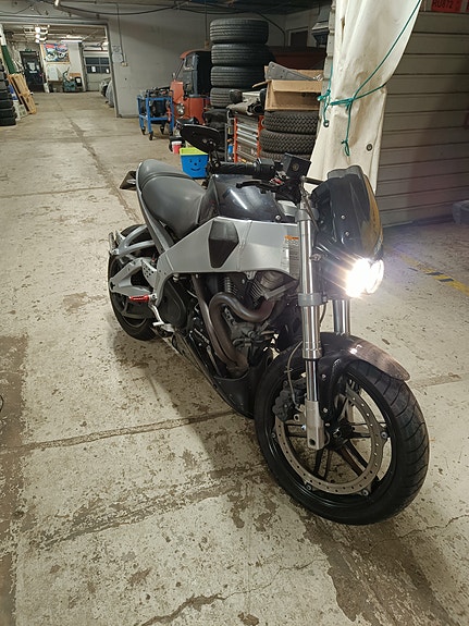 Buell XB9S Lightning 3 of 12