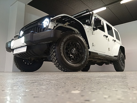 Jeep Wrangler 7 of 30