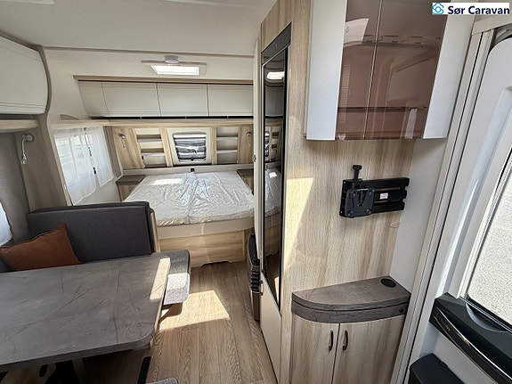 Hobby De Luxe 460 SFf Queen seng / Dusj / 12 års tetthetsgaranti 13 of 21
