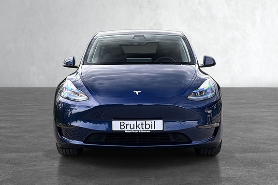 Denne råstilige Tesla Model Y Long Range AWD kan bli din for kun kr 3.202- pr mnd med 30% egenkapital. Løpetid 10 år.
